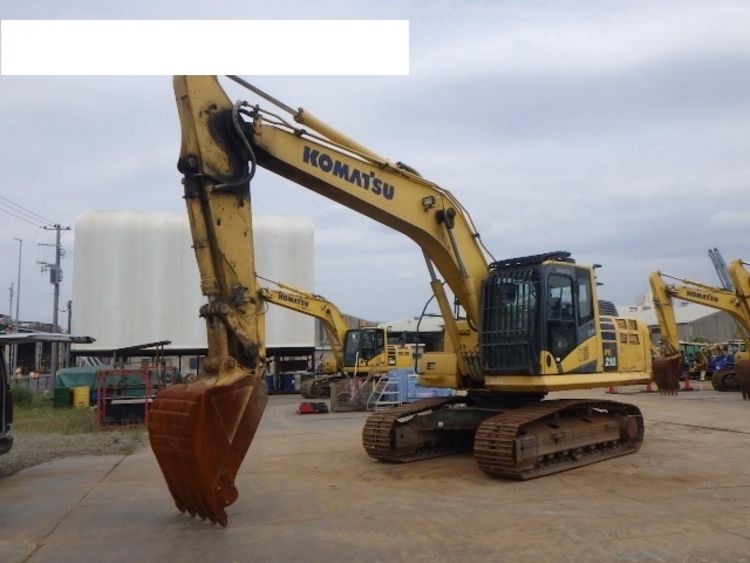 Komatsu PC210-10 Tracked Excavator