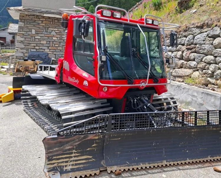 Pistenbully 100