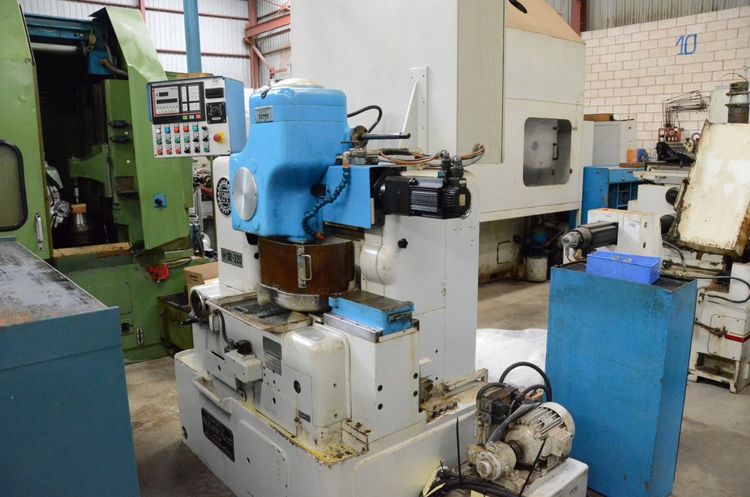 DEMM SRI 220 Variable Gear Hobbing Machine