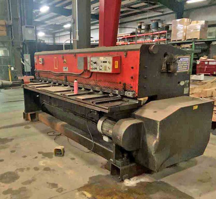 Amada M-3045