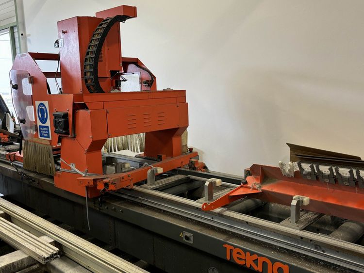 Tekna TK446-7 3 Axis