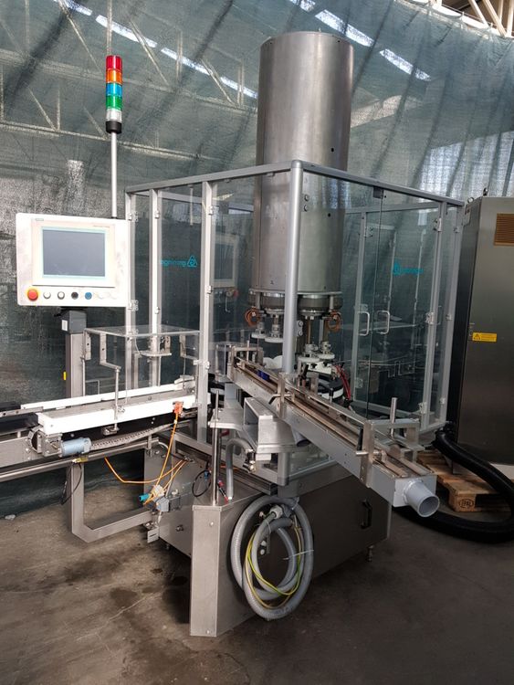 Groninger KVK 106 AUTOMATIC CAPPER FOR BOTTLES AND TUBES