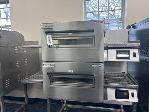 Lincoln 1116000UKF006 CONVEYOR PIZZA OVEN STACK