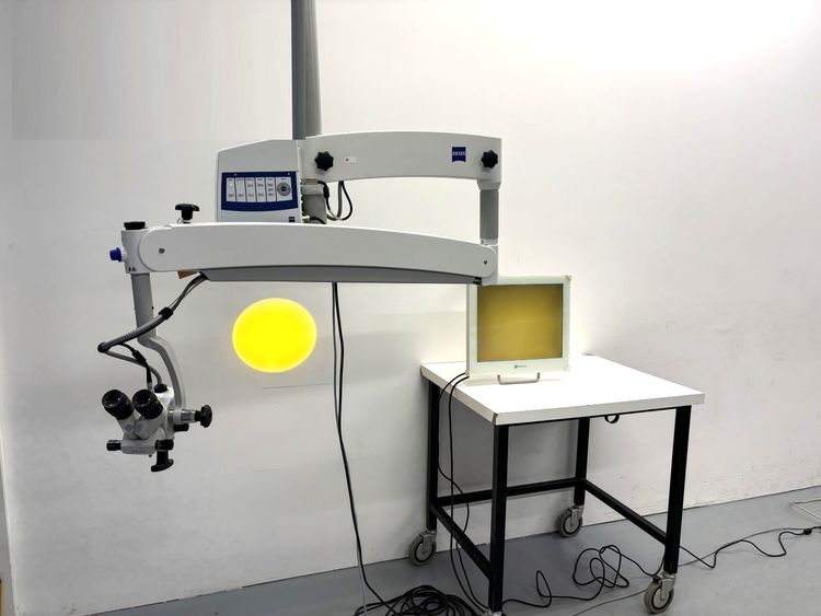 2 ZEISS OPMI Pico  Microscope