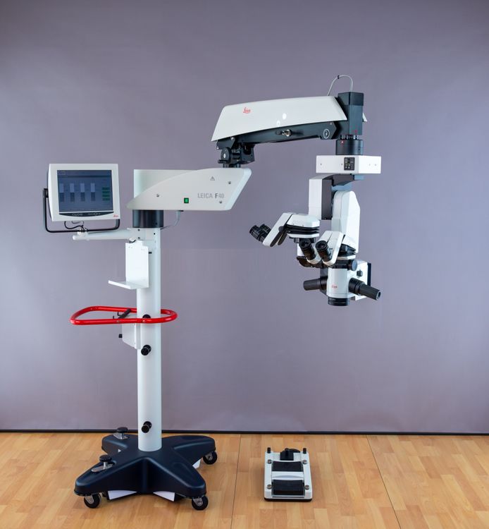 Leica M820 F40 Ophthalmic Surgical Microscope
