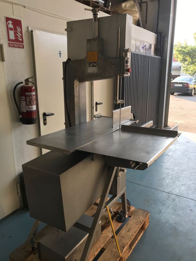 AEW 400 BAND SAW
