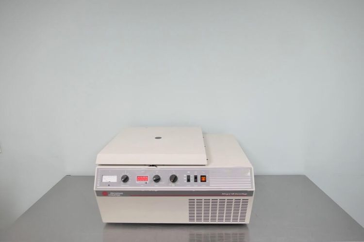 Beckman Allegra 6R Refrigerated Centrifuge