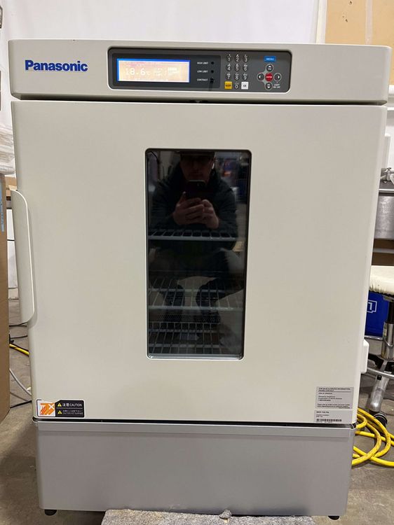 Panasonic MIR-154-PA Cooled Incubator