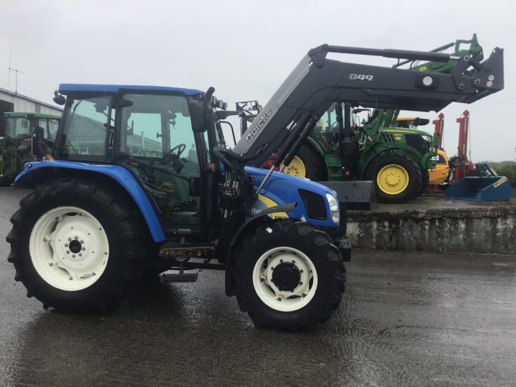 New Holland T5070 Tractor
