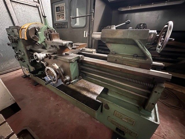 Breda ENGINE LATHE Variabl BRL 250