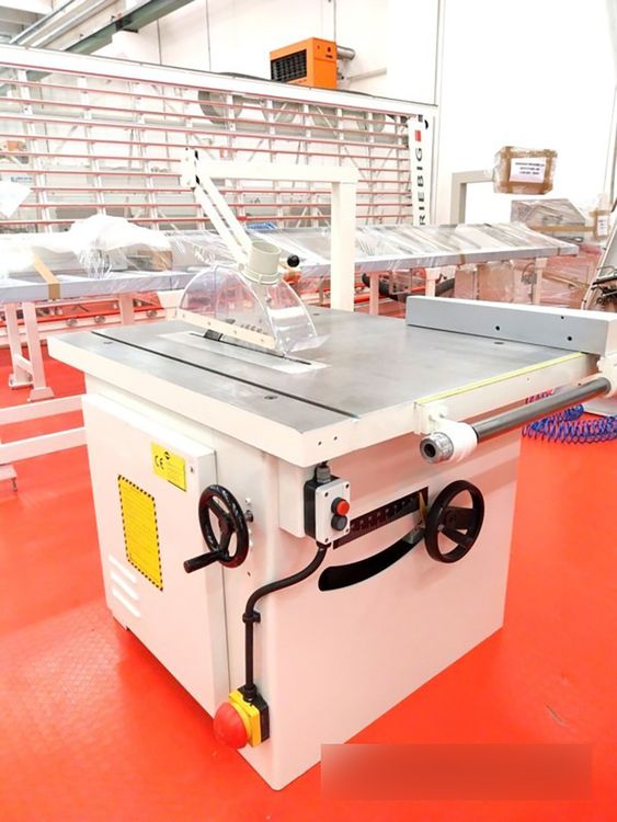 Harwi 130 Circular saw