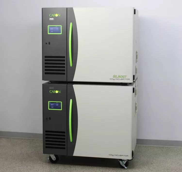 Caron 7400 Series 7404-10-1 Stacked GelJacket CO2 Incubators with 10 Shelves