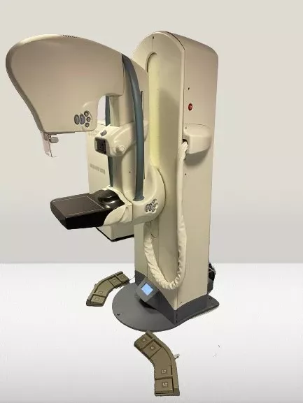 GE Senographe Senoclaire 3D Mammo With Tomosynthesis