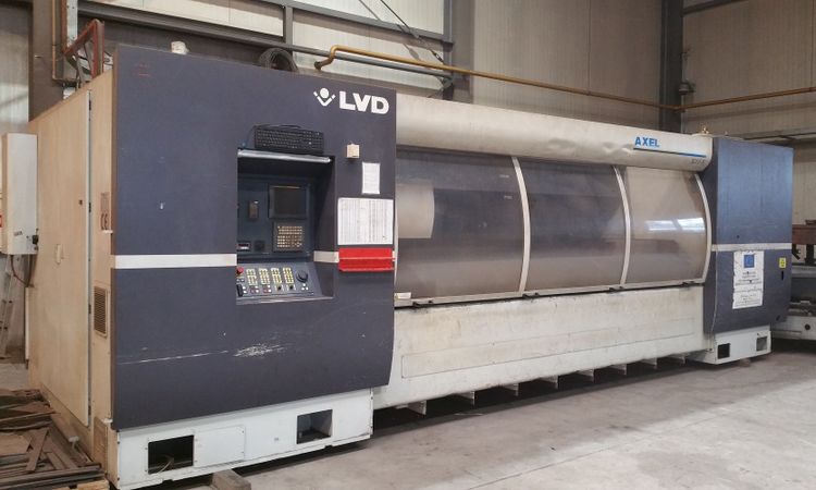 LVD AXEL 3015 CNC Control