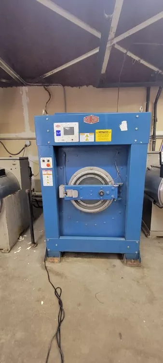 Milnor 36026X8R 100lb Washer