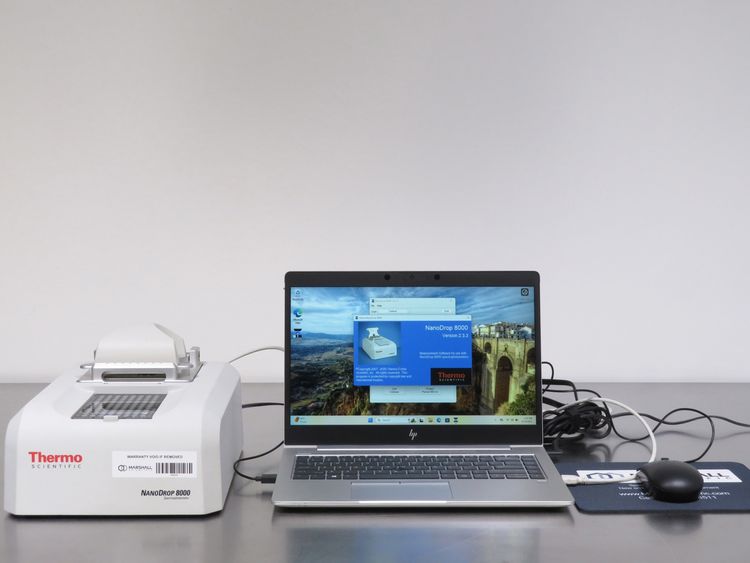 Thermo Scientific NanoDrop 8000 Spectrophotometer