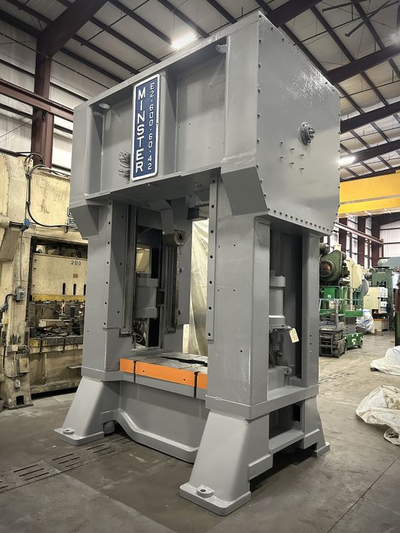 Minster E2-600-60-42 Press 600 ton