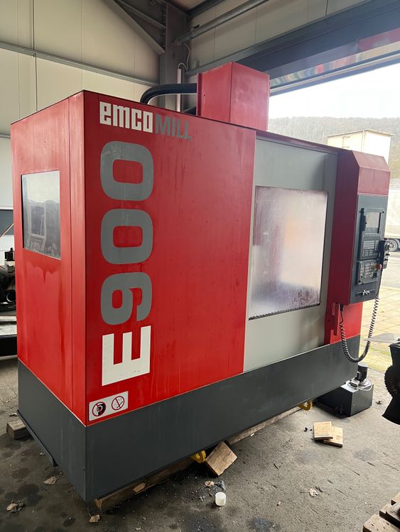 Emco E 900 CNC Milling Machine 3 Axis