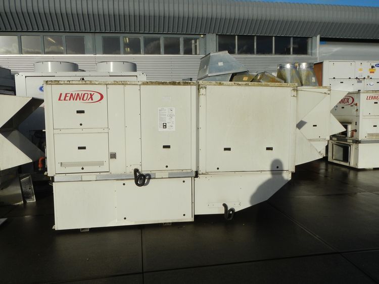4 Lennox Cooling capacity:     19.6 kW