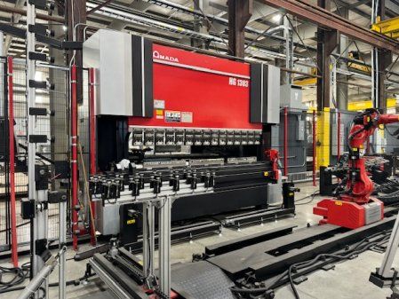 Amada HG1303RM ROBOTIC PRESS BRAKE CELL 143 TON X 122"