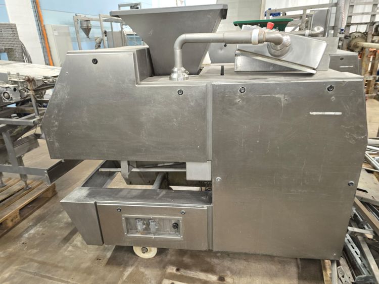 Benier 3 chamber dough divider