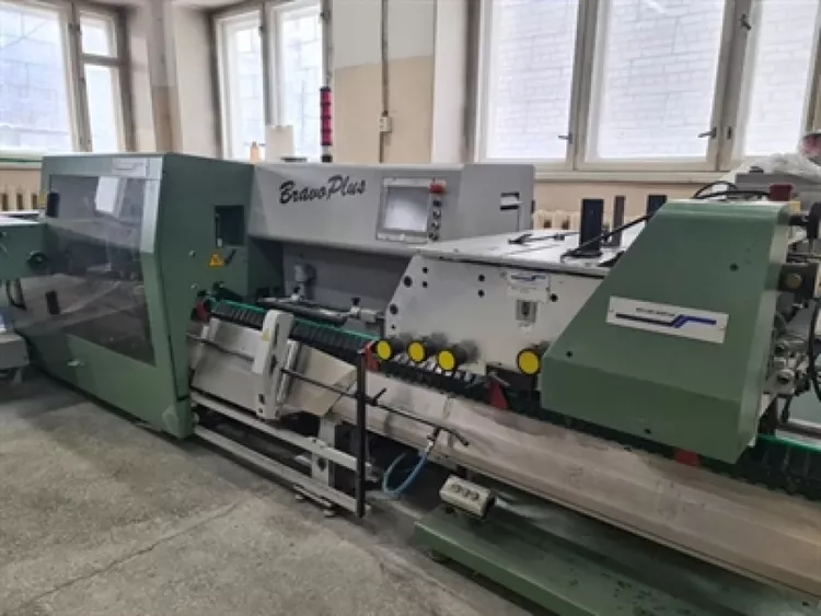 MULLER MARTINI Bravo Plus Saddle stitcher