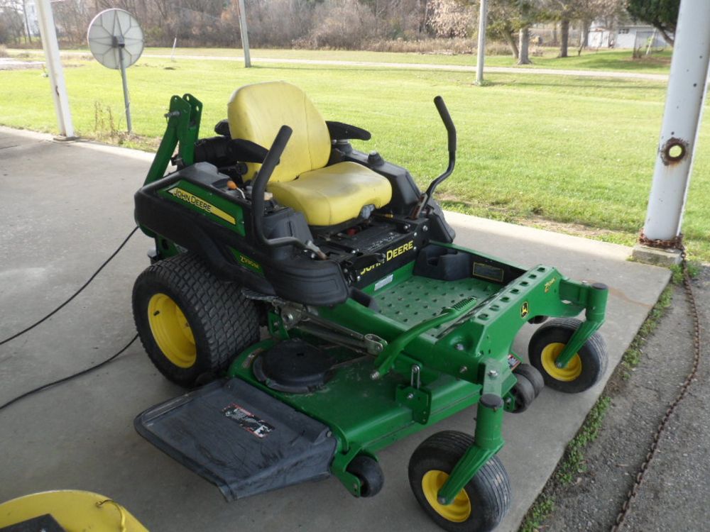 John Deere Z930M ZeroTurn Mowers
