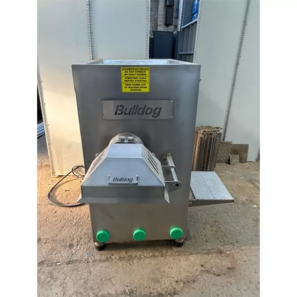 Bulldog 130 Mincer