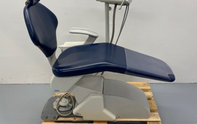 OMS Moon Dental Chair