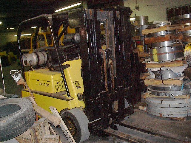 Hyster PROPANE SOLID TIRES 8000 LB