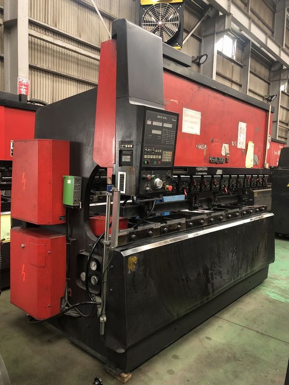 Amada FBD1030 100 t