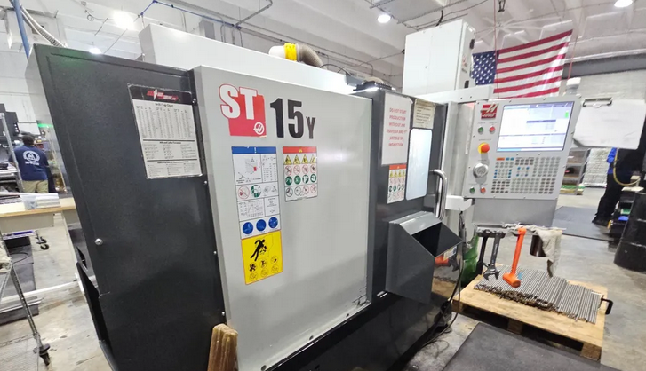 Haas HAAS CNC Control 4,000 RPM ST-15Y 3 Axis