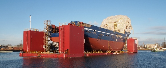 Floating Dock/Submersible Barge