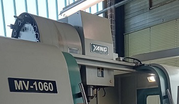 Yang MV 1060 3 Axis