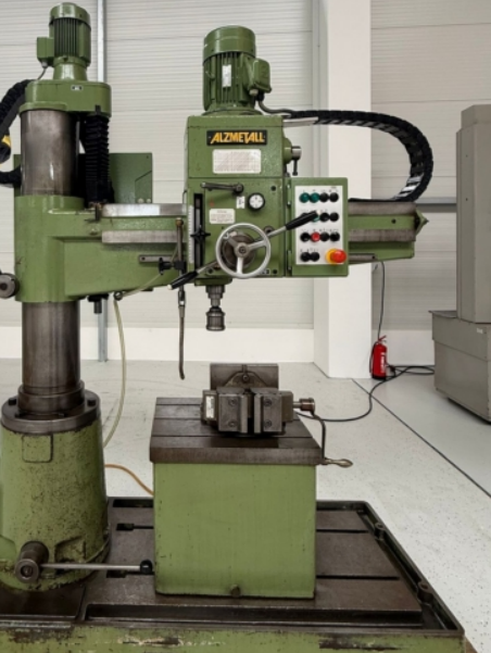 Alzmetall AB 30R - 1000 Variable