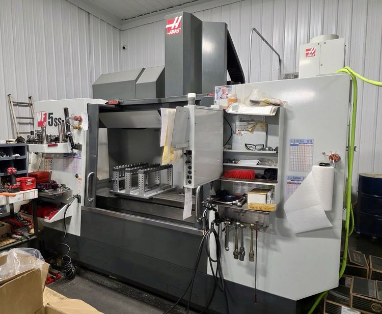 Haas VF-5SS VMC 3 Axis