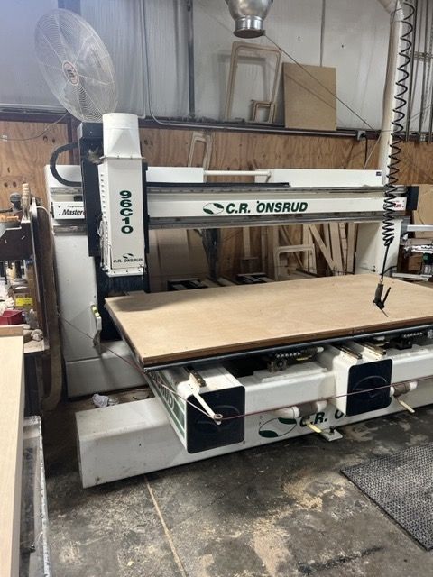 CR Onsrud 96C10 CNC Router