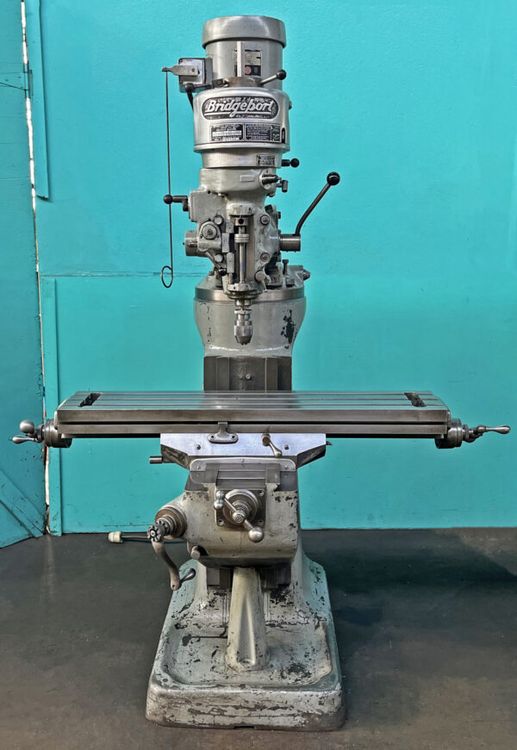 Bridgeport Series I Vertical Milling Machine 2,720 RPM