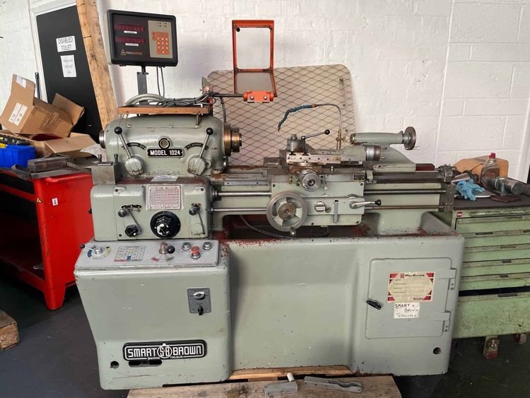 Smart & Brown Engine Lathe 2500 RPM 1024