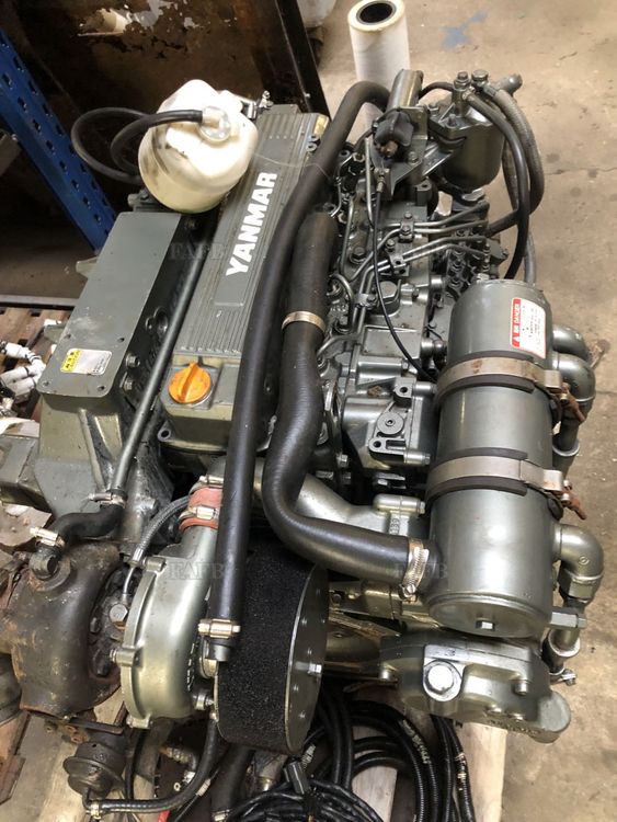 Yanmar 4lha stp Engine