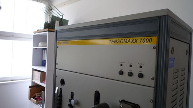 Premier Tensomaxx 7000 yarn strength tester
