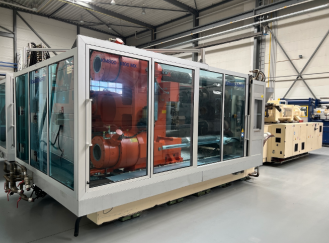 Krauss Maffei KM 800 – 6100 MX 800 T