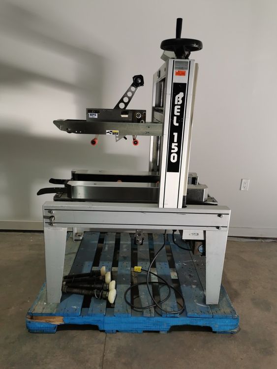 Belcor 150 Top and bottom case sealer