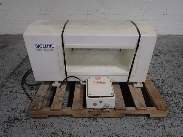 Safeline Metal Detector