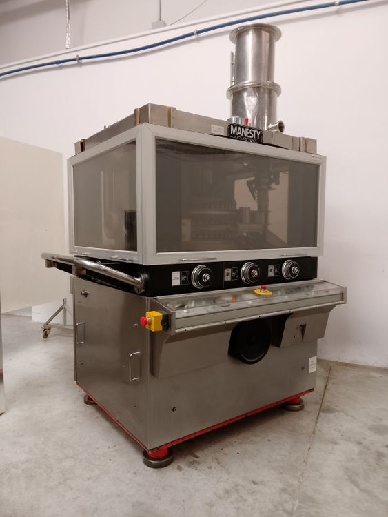 Manesty NOVAPRESS ROTARY TABLET PRESS