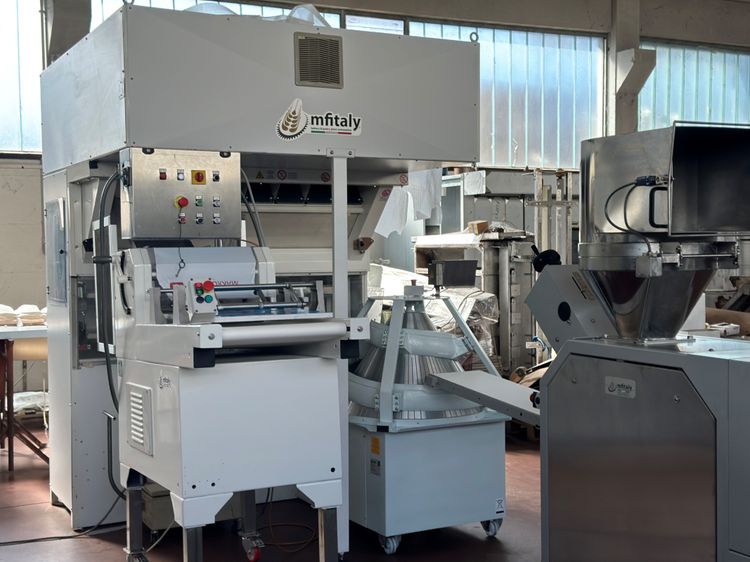 Semi-automatic tin bread production line