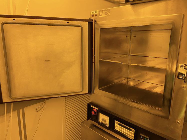 Yield Engineering Systems (YES) YES-15F HMDS Oven