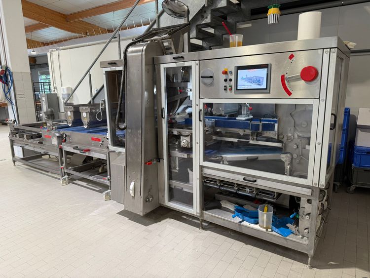 König Certo Pan M bread roll production line