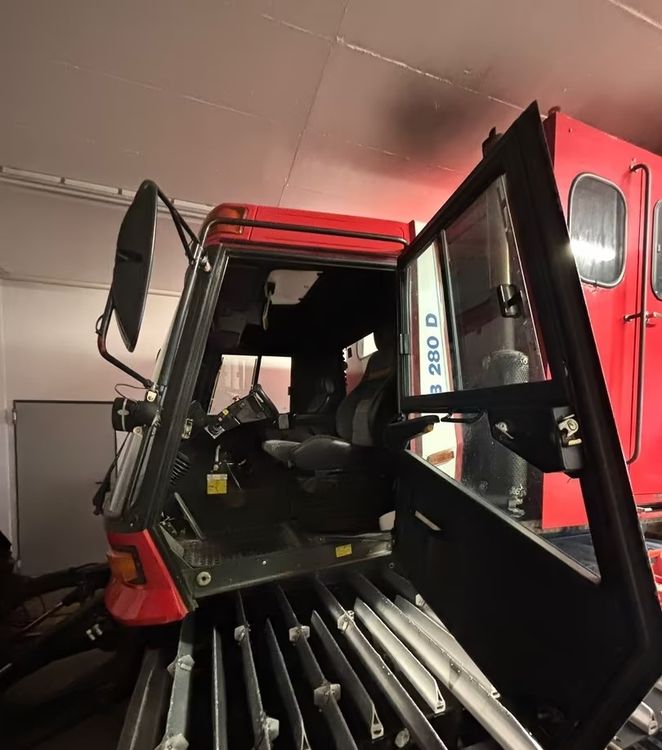 Pistenbully PB 280D