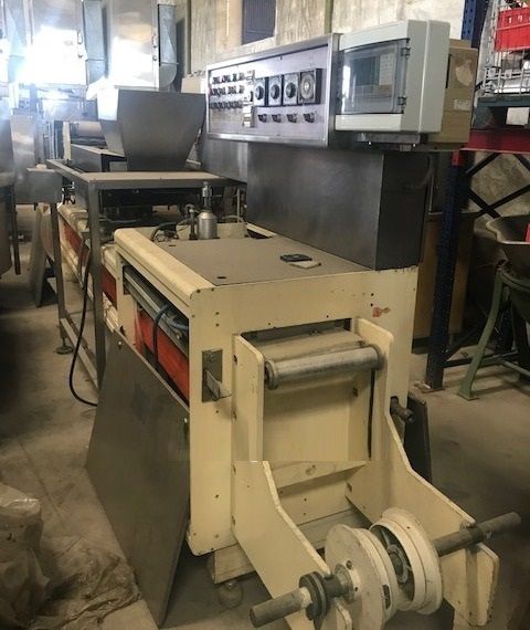 Formapack 320STFE Thermoformer  with filling machine